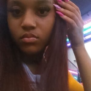 Meet your Posher, Jennisha